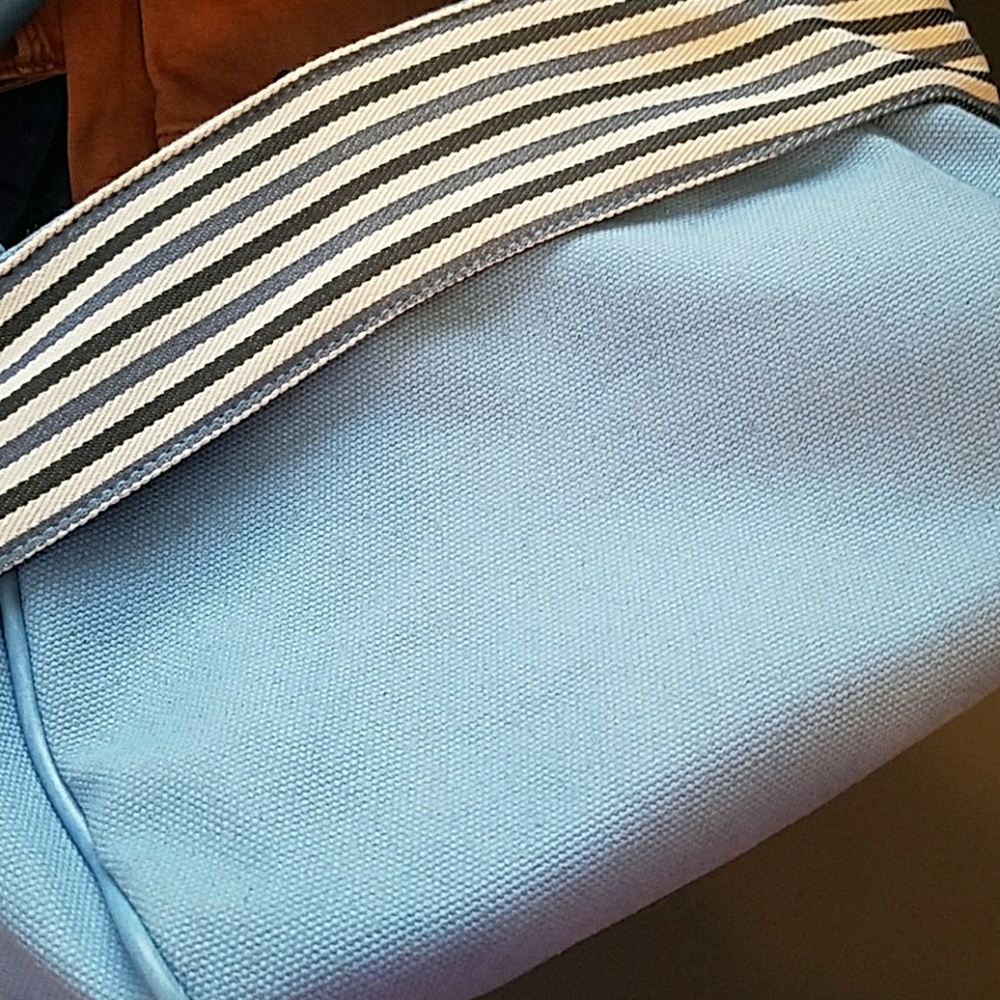 f by fortuna Valentino Canvas Purse. - Picture 8 of 8